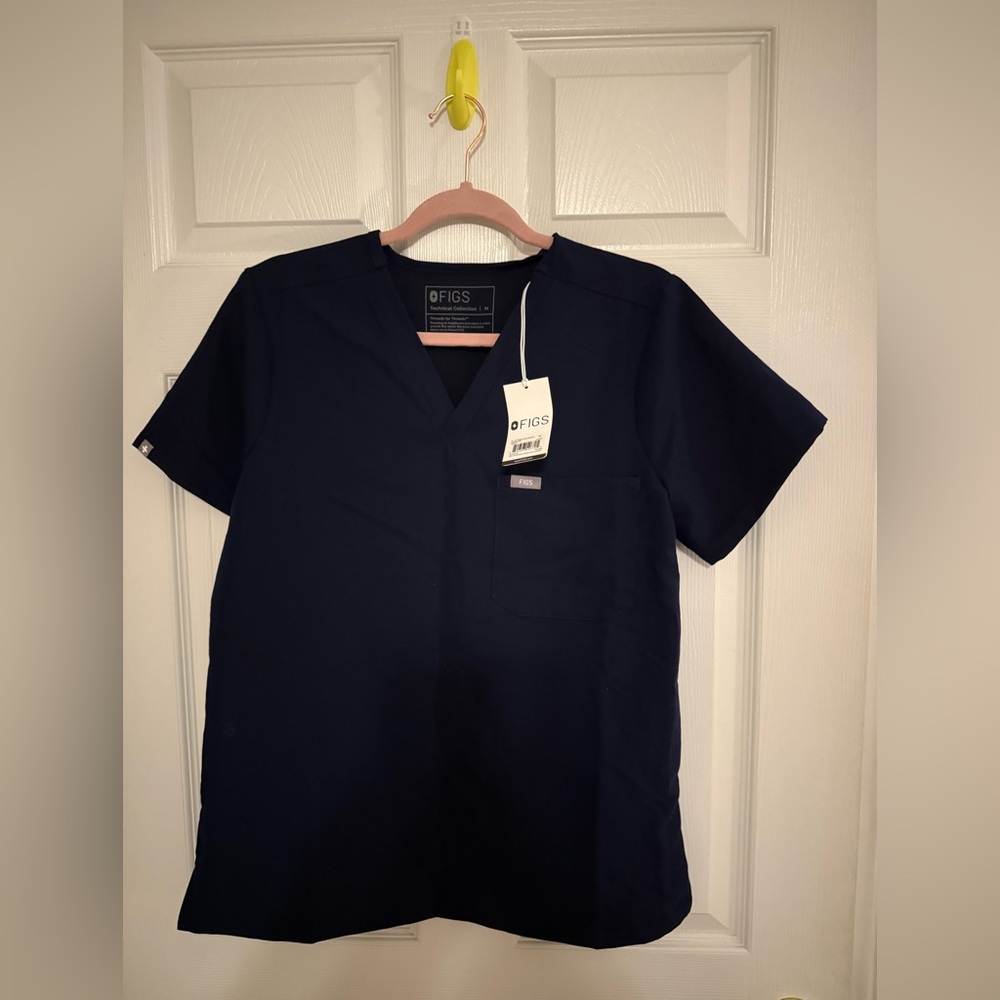 Figs Women's Black Scrub Top